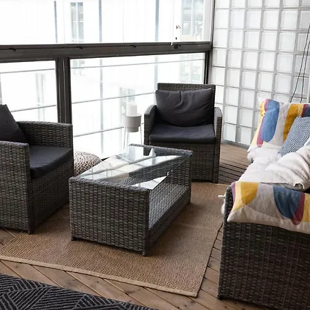 Huoneisto 2ndhomes Luxury 1br Kamppi Center With Sauna And Big Terrace *