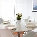 2ndhomes Luxury 1br Kamppi Center With Sauna And Big Terrace 아파트 *