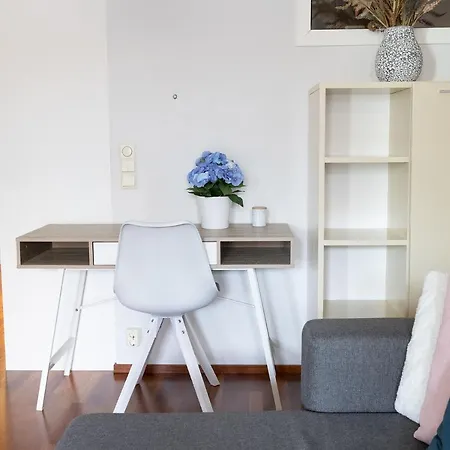 2ndhomes Luxury 1br Kamppi Center With Sauna And Big Terrace * 헬싱키